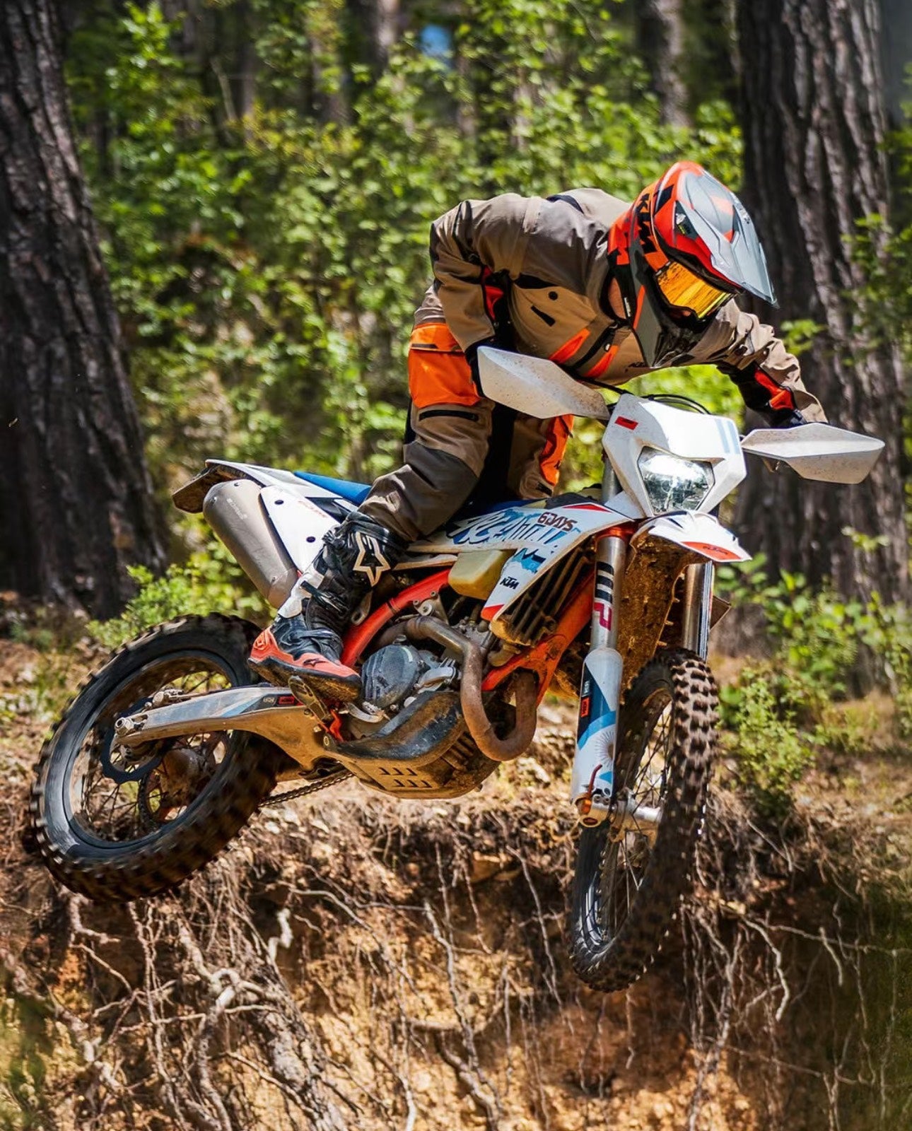 KTM 300 EXC SIX DAYS 2024: Chiếc Xe Đua Enduro Được Mong Đợi Nhất Năm - MÔTÔ ĐỊA HÌNH