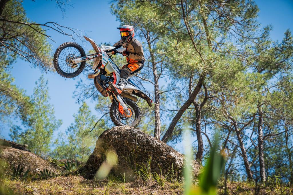 KTM 300 EXC SIX DAYS 2024: Chiếc Xe Đua Enduro Được Mong Đợi Nhất Năm - MÔTÔ ĐỊA HÌNH